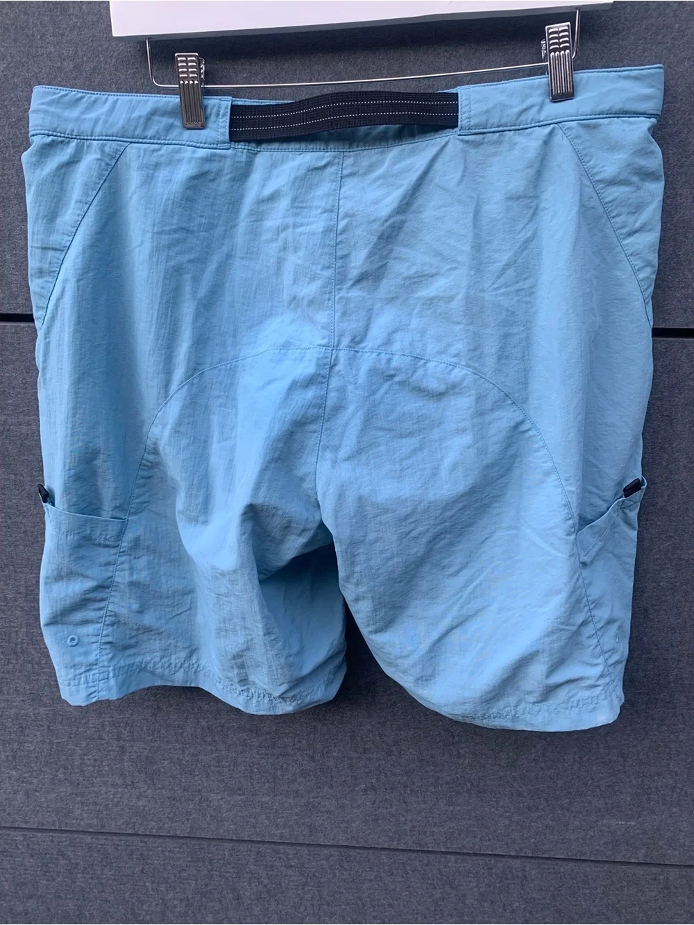 L.L. Bean Light Blue Men's Mesh-Lined Shell